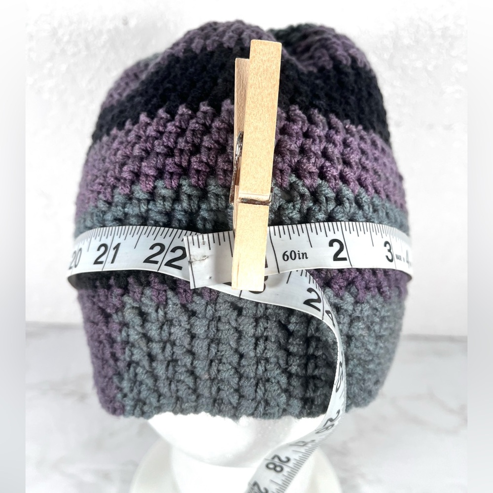Crochet Beanie & Scrunchies Set - Picture 6 of 9